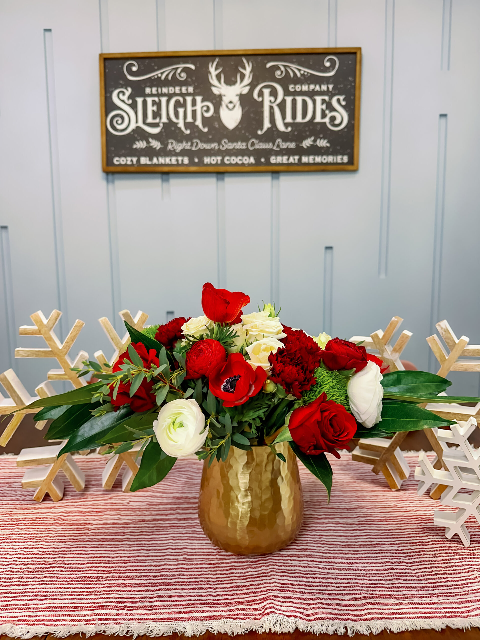 Flower Subscription | an Urban Stems Review, Unboxing, & Decorating
